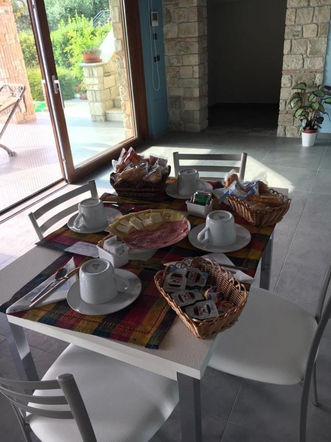 B&B A Casa Di Zia Luisa Venticano Eksteriør bilde